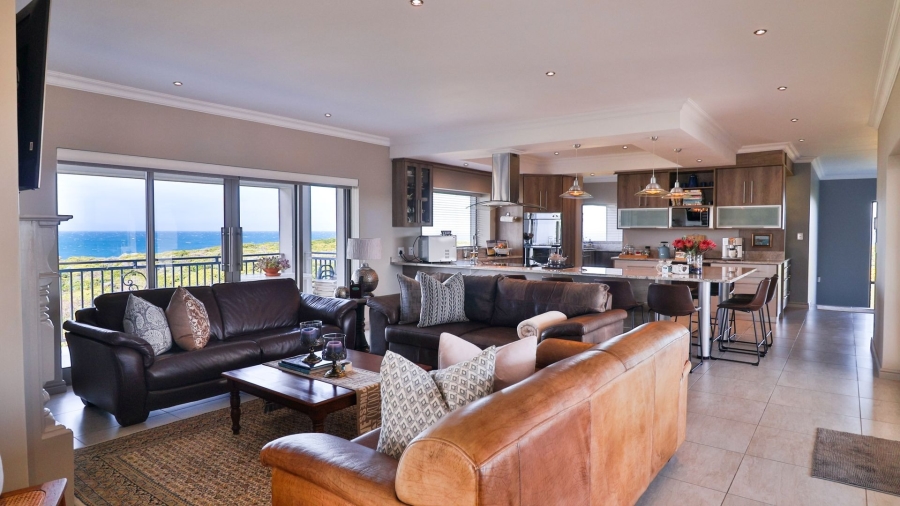 6 Bedroom Property for Sale in Kleinbaai Western Cape